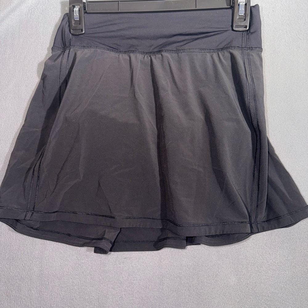 Lululemon Size 2 Black Pace Rival Skirt Tall Tennis Golf Athletic Sporty Active